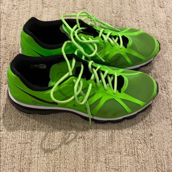 Nike air max 2011 - Picture 2 of 4